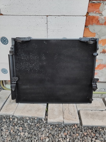 Конденсатор кондиционера 8846060400 TOYOTA