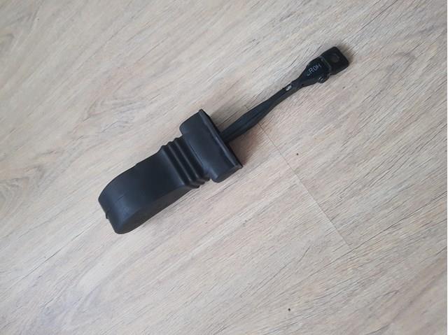 8R0839267B VAG Ограничитель открывания двери задний купить в Чернигов