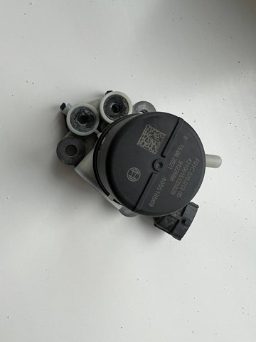 FORD 2450799 Насос AD BLUE в наличии Днепр