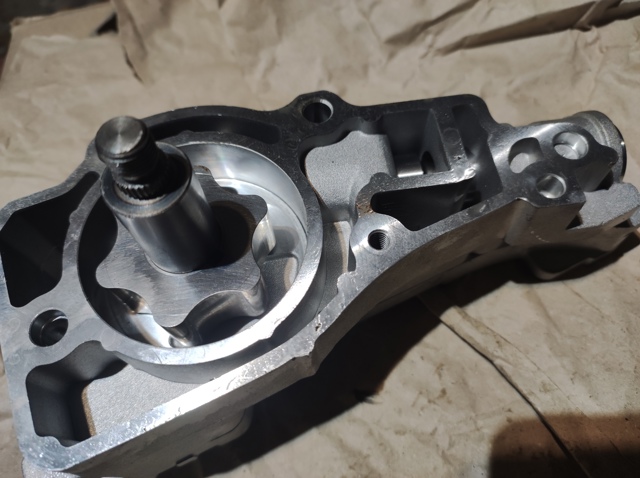 Помпа масляная 11277594471 BMW