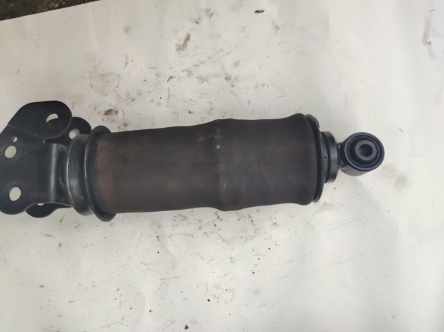 Демпфер кабины 313072 SACHS