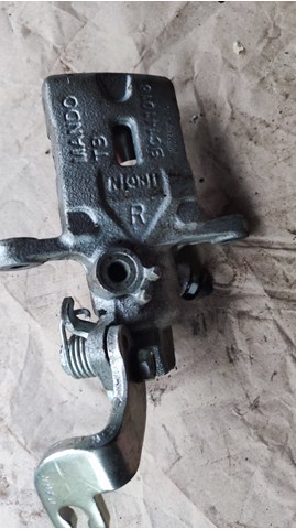 Суппорт тормозной задний правый 582302F300 HYUNDAI
