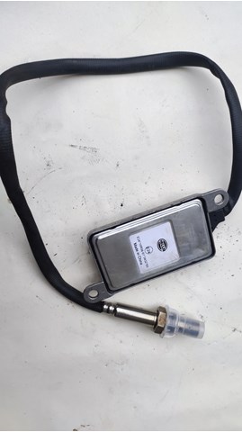 Датчик оксидов азота NOX, задний 6PN358186071 HELLA