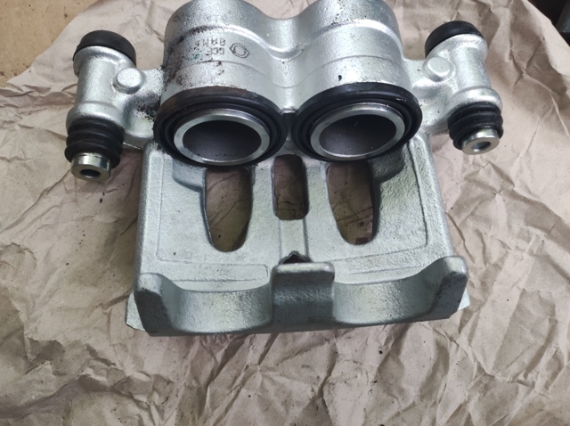 Супорт тормзной BHV683E TRW