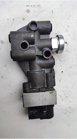 Клапан магистральный регулировки уровня подвески K015384N00 KNORR-BREMSE