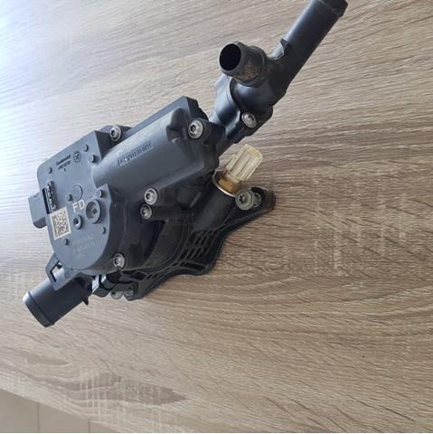 PYFD1516Z MAZDA Корпус термостата купить в Чернигов