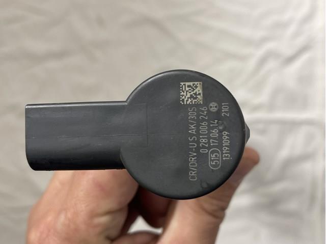 Клапан регулировки давления топлива 0281006246 BOSCH