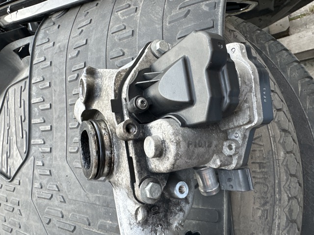 147101246R RENAULT Байпасный клапан EGR, рециркуляции газов купить в Ровно