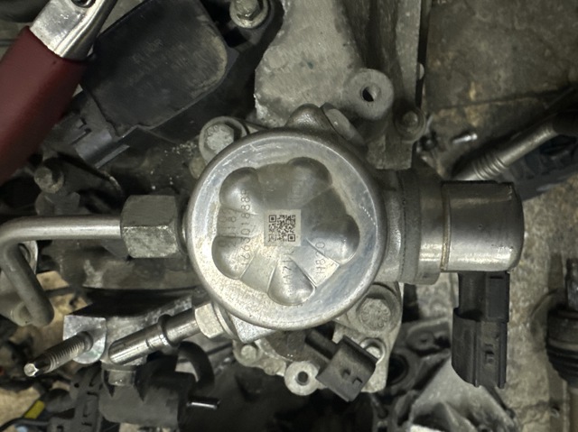 166301888R RENAULT Насос топливный высокого давления (ТНВД) купить в Кривой Рог