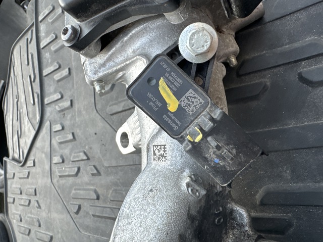 Датчик ЕГР 223655883R RENAULT