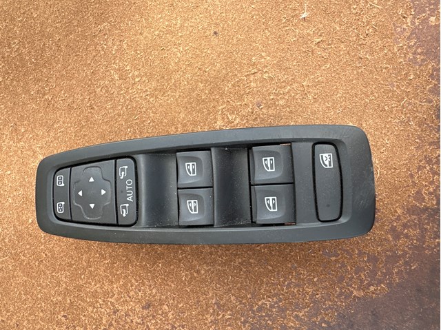 Кнопки переднего левого стекло подъемника 254012952R RENAULT