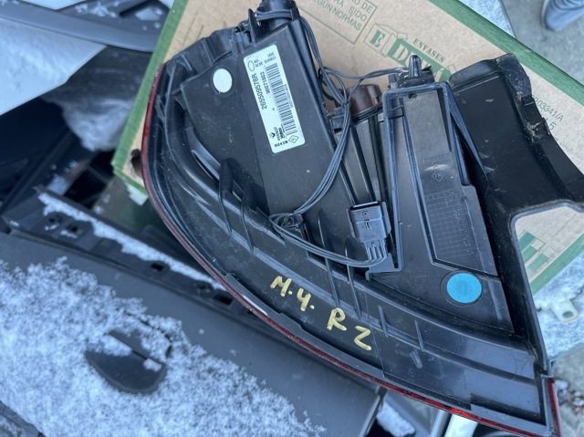 RENAULT 265509578R Фонарь задний правый внешний в наличии Тернополь