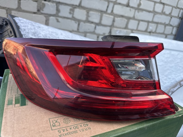 RENAULT 265554829R Фонарь задний левый внешний в наличии Запорожье