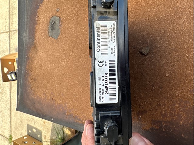 RENAULT 284B18853R в наличии Каменское