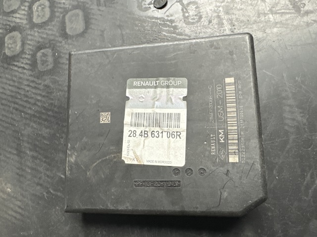 Монтажный блок предохранителей 284B63106R RENAULT