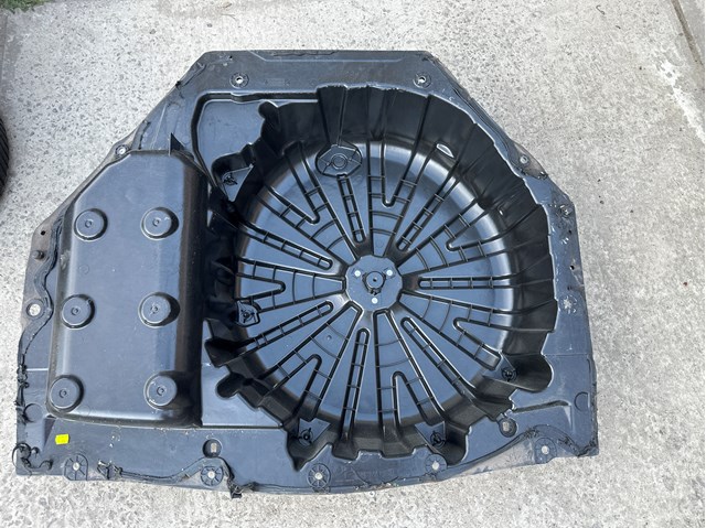 Детали мотоотсека задка кузова 745146154R RENAULT