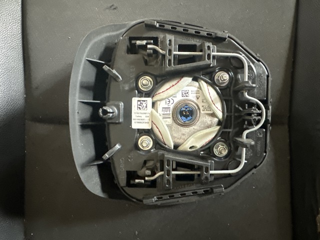 RENAULT 985108265R Подушка безопасности (AIRBAG) водительская в наличии Киев