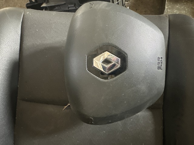 Подушка в руле 985108265R RENAULT
