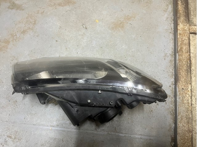 260107737R RENAULT Фара правая купить в Одесса