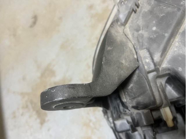 RENAULT 260107737R Фара правая в наличии Запорожье