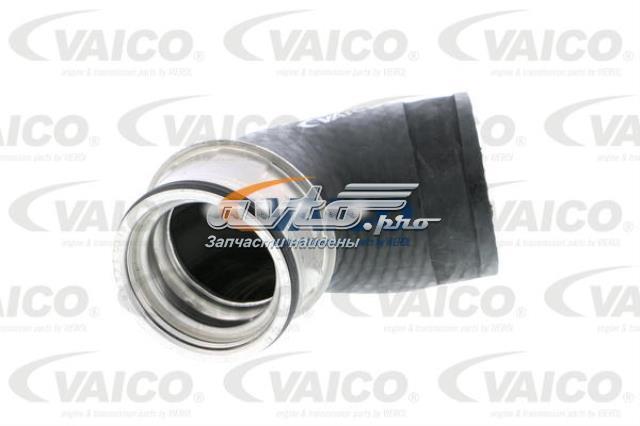 Шланг интеркуллера V102850 VAICO