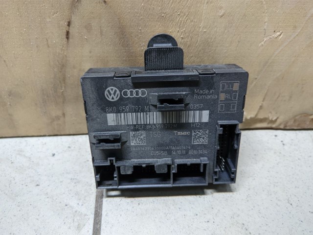 Блок комфорта передней двери 8K0959792M VAG