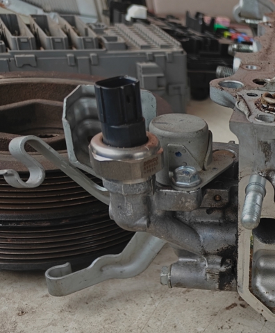 Регулятор фаз газораспределения 158106A0A01 HONDA
