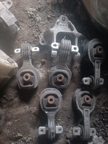 Задняя подушка двигателя 50880T0AA81 HONDA