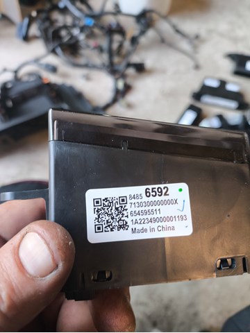 84856592 GM Дисплей-проекции на лобовое стекло купить в Николаев