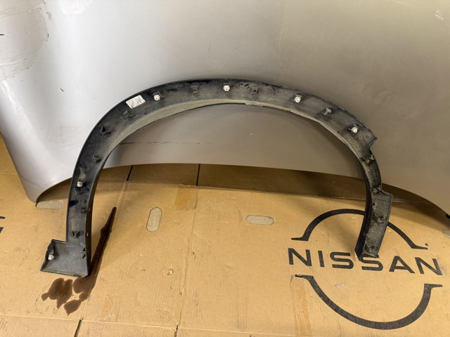 NISSAN 638616SA0A в наличии Винница