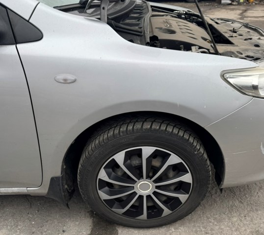 Переднее правое крыло 5381112A10 TOYOTA