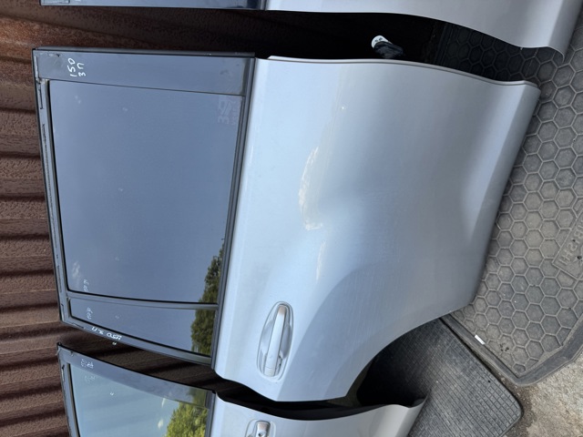Задняя правая дверь 6700360470 TOYOTA