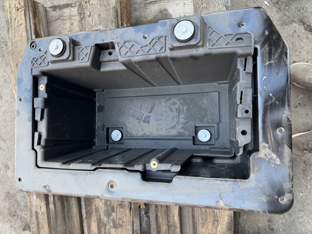 CPLA10697AH LAND ROVER купить в Кривой Рог