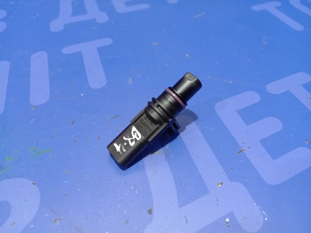 Датчик оборотов распредвала 04L907601 VAG