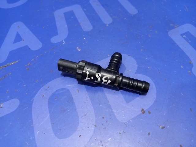 Датчик температуры топлива 04L919824 VAG