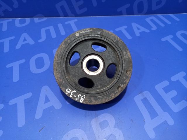 Шкив-демпфер коленвала 12305AA390 SUBARU