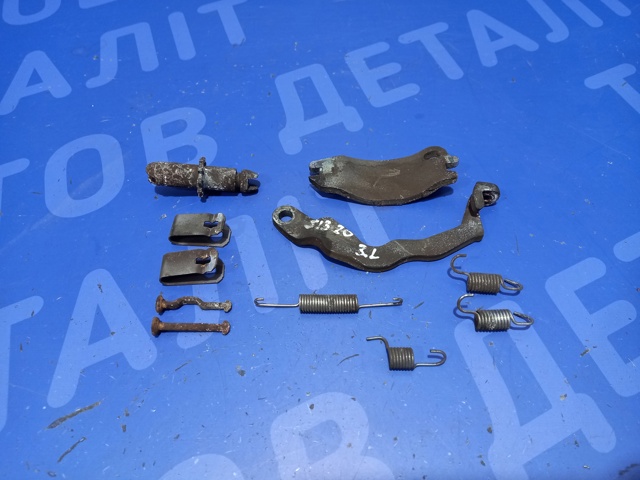 SUBARU 26718FJ010 в наличии Житомир