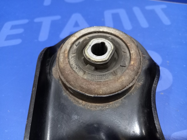 VAG 3Q0505224 Рычаг (тяга) задней подвески продольный нижний правый в наличии Львов