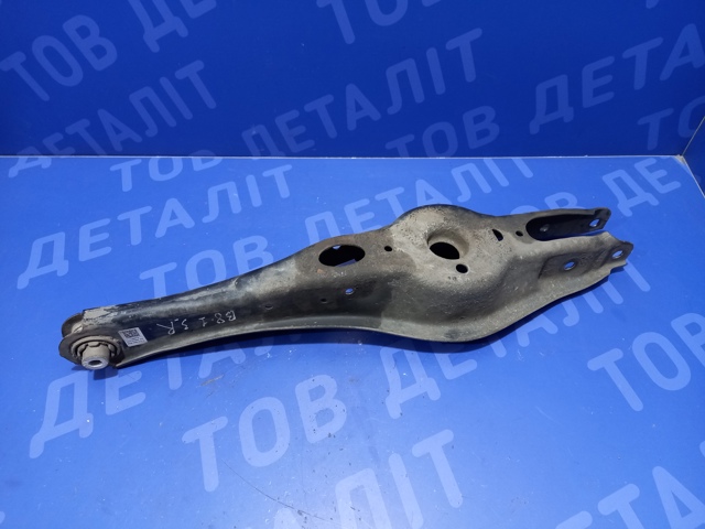 Рычаг задней подвески нижний, левый/правый 3Q0505311G VAG