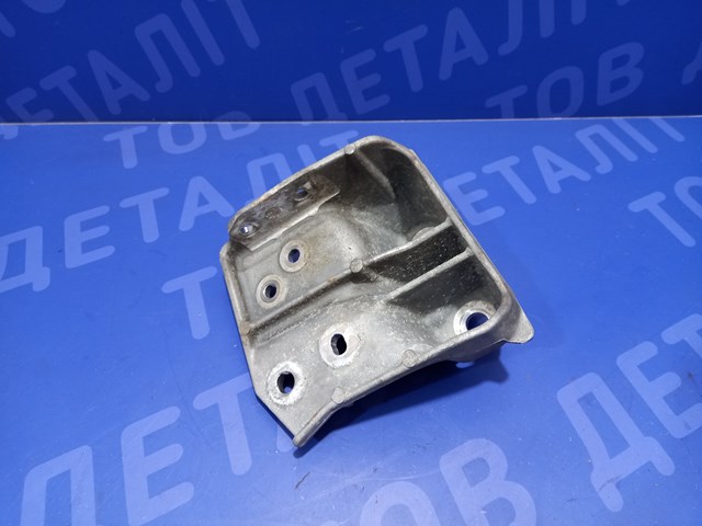 41032AJ050 Кронштейн подушки (опоры) двигателя правой купить Тернополь
