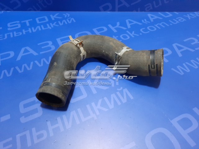 Патрубок радиатора охлаждения нижний 45161AG100 SUBARU
