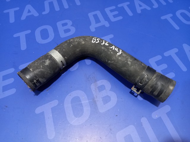 Патрубок радиатора охлаждения нижний 45161AL080 SUBARU