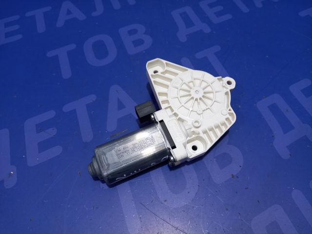 VAG 4K0959802 Мотор стеклоподъемника двери передней правой в наличии Ровно