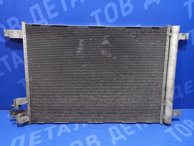 VAG 5Q0816411AA Радиатор кондиционера в наличии Николаев