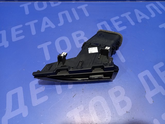 66110AN10A SUBARU Решетка вентиляции салона на "торпедо" правая купить в Харьков