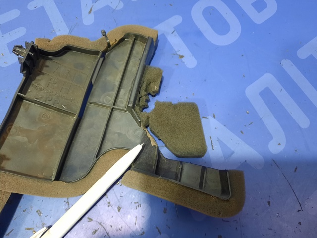SUBARU 73233AN00A Воздуховод (дефлектор) радиатора правый в наличии Павлоград