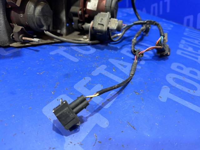 MITSUBISHI MN159575 Фара правая в наличии Ирпень