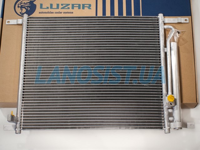 Радиатор кондиционера авео t250 после 2010 года, t255 (с бачком осушителя). lrac0581. LRAC0581