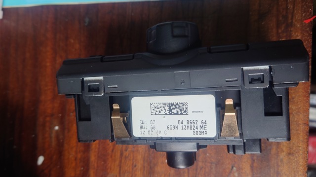 LAND ROVER 6G9N13A024ME в наличии Ирпень
