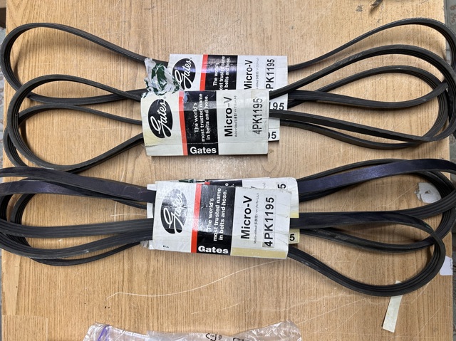 GATES 4PK1195 Ремень генератора в наличии Полтава